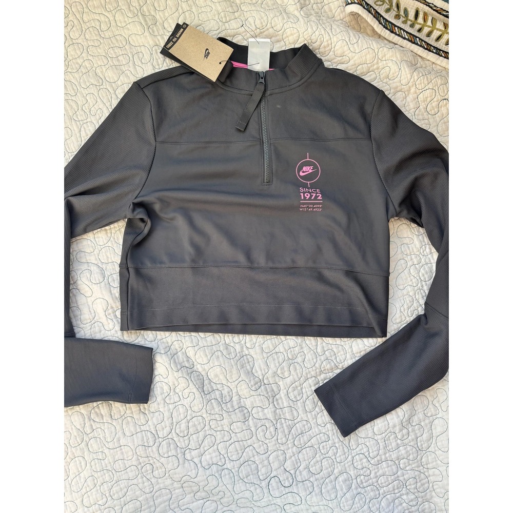 Nike Women's Gray Cropped Activewear Jacket Tight Fit Size Large #431‎